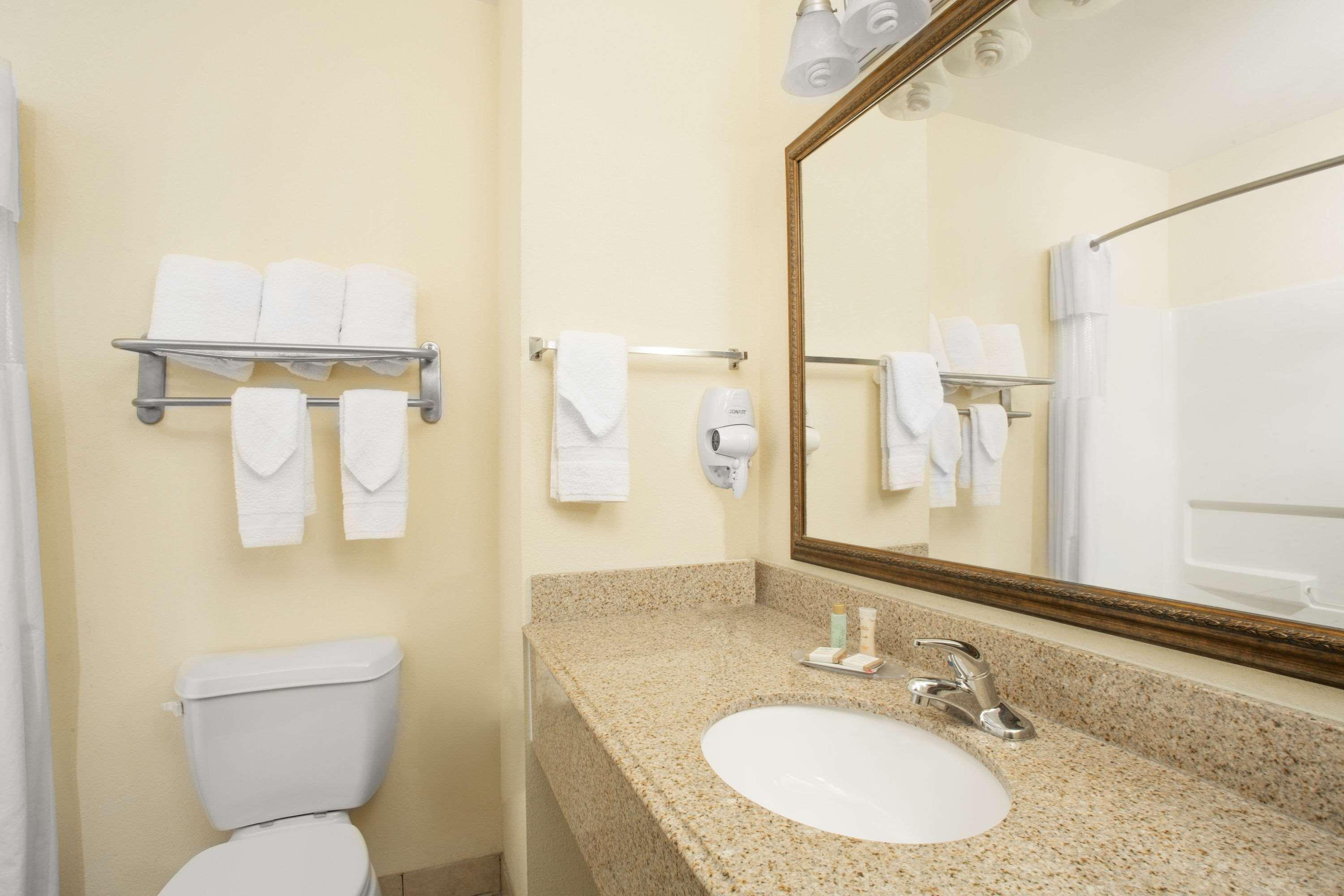 Howard Johnson By Wyndham Houma Luaran gambar