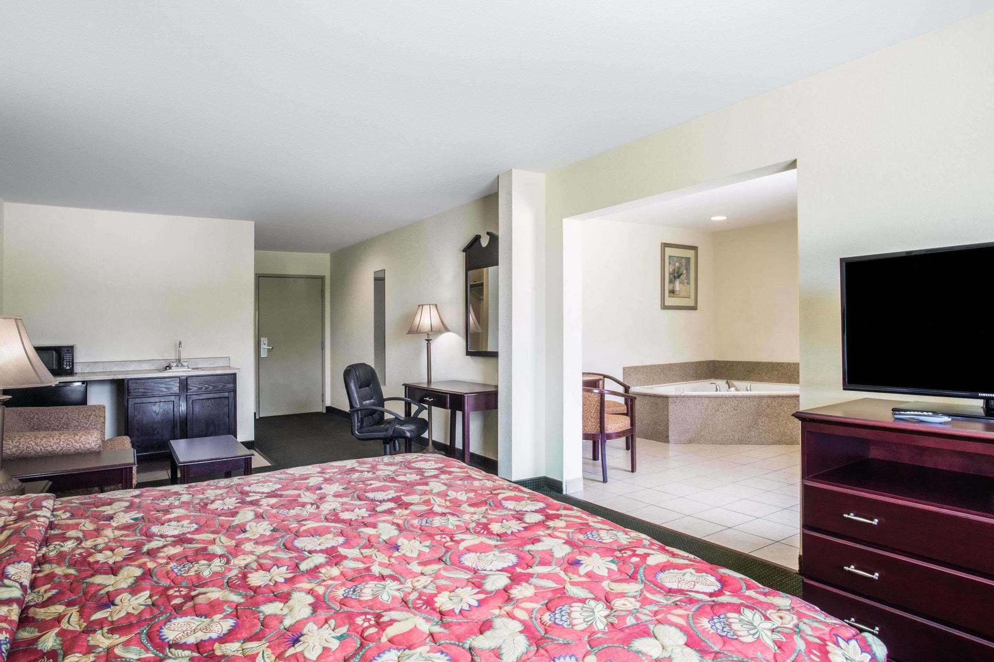 Howard Johnson By Wyndham Houma Luaran gambar